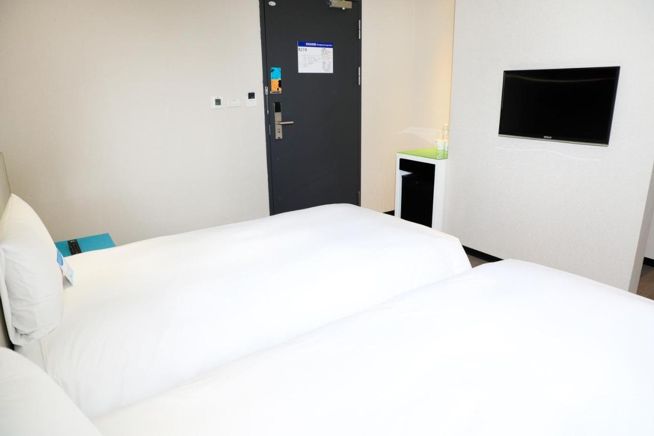 Wholesome Hotel Đài Bắc Ngoại thất bức ảnh