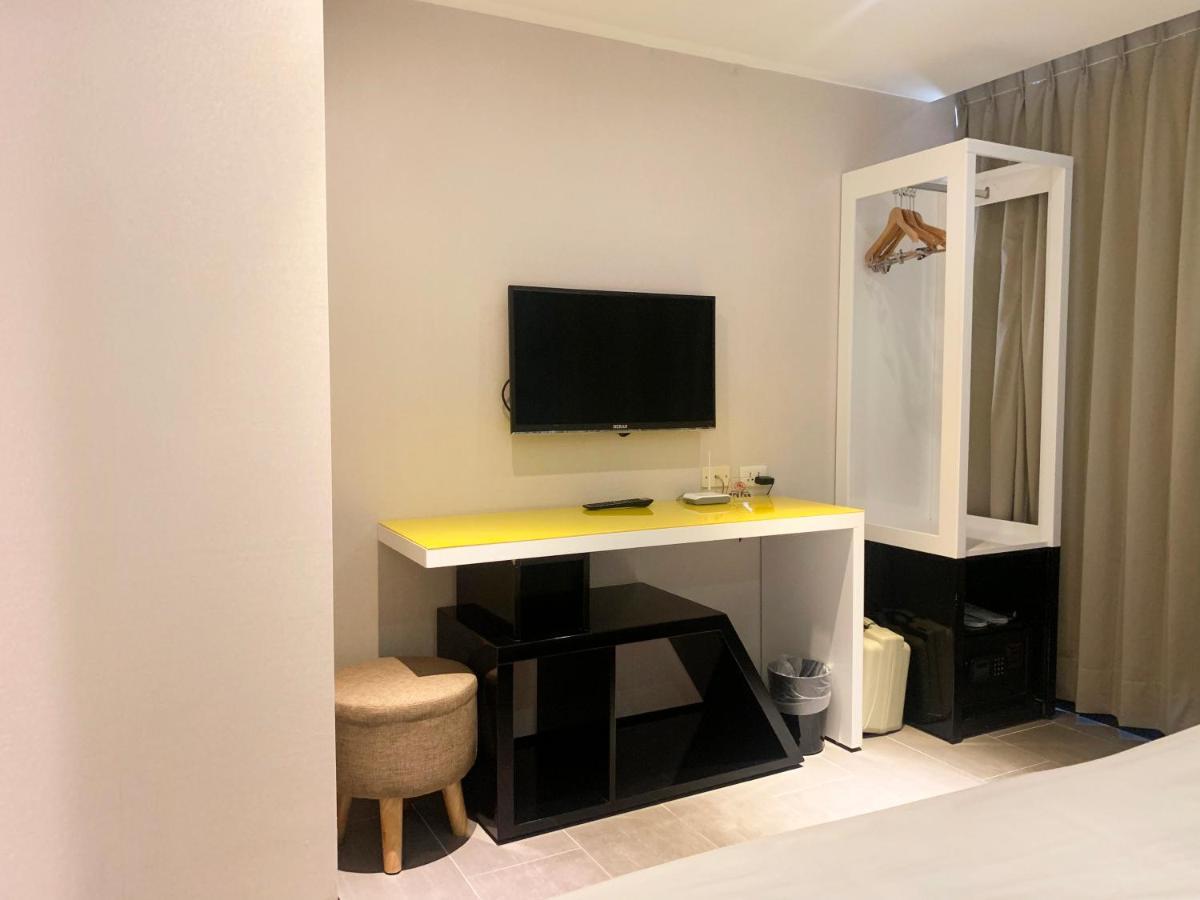 Wholesome Hotel Đài Bắc Ngoại thất bức ảnh